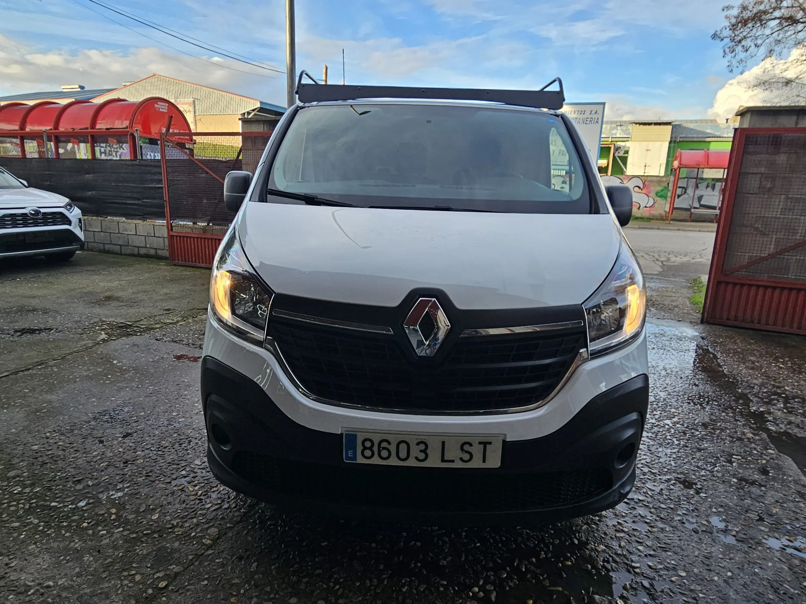 Foto exterior Renault TRAFIC 